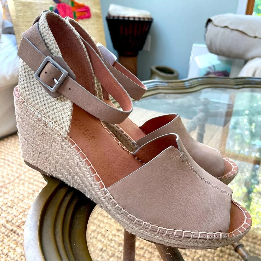 Gentle Souls Espadrille Strap Platform Wedge Sandals size 9 - Picture 1 of 11